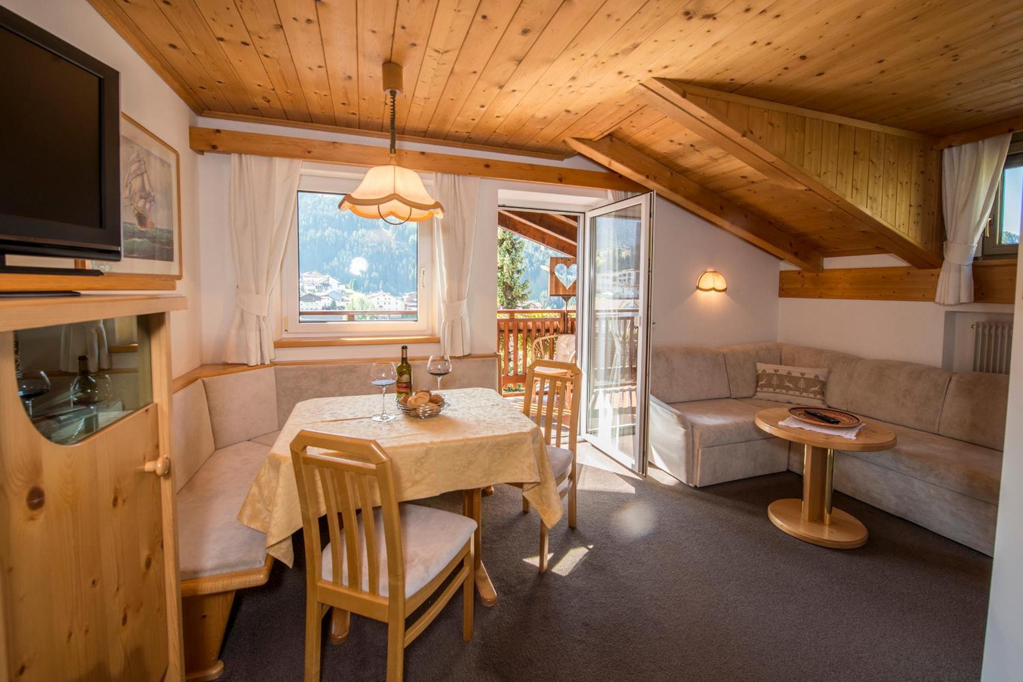 Appartamenti Olympic Santa Cristina Val Gardena Rom bilde